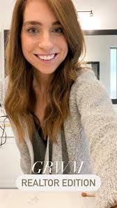 Krista Hendrix's Instagram, Twitter & Facebook