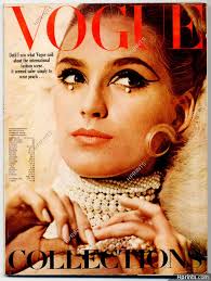 UK Vogue British Magazine 1965 September, Mikimoto pearls,