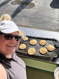 Ella Rosenberg's Instagram, Twitter & Facebook