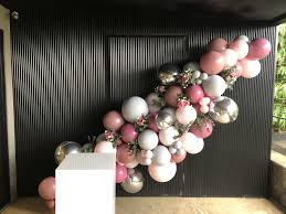 40th Birthday Flowers And Balloons Birthday Balloon Garland Happy 40th Birthday Birthday Balloons 40th Birthday