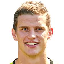 Sven bender (born 27 april 1989) is a german footballer who plays as a centre back for german club bayer 04 leverkusen. Sven Bender Fifa 14 81 Prices And Rating Ultimate Team Futhead