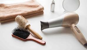 Pour afficher un brushing parfait, utilisez un fer à lisser. Top 5 Des Meilleurs Seche Cheveux Pour Cheveux Naturels Crepus Frises Boucles Ondules Lisses Mademoiselle Aelle