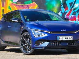 Julia Calsing e Amigos em Momentos Quentes - Vídeos Vazados