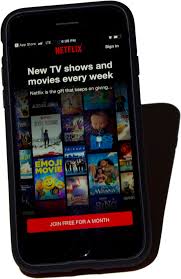 A Netflix Friendly Phone Case Gadgets Iphone Walletcase Iphone Protector Iphone Case