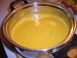 Veloute De Carottes Et Pommes De Terre A L Ail Recette Veloute Carotte Alimentation Carotte