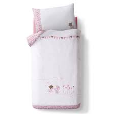 L'esthétique de soeur qui a séduit les icônes du chic parisien se distille une fois de plus dans ce nouvel opus mode. Parure Housse De Couette Taie Bebe Lili R Baby La Redoute Kadolog