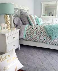Master bedroom in new orleans uptown home white walls and high ceilings pink tufted bench and pink and grey bed sits on large white area rug pink and green photo of a medium sized bohemian guest and grey and pink bedroom in calgary with white walls, laminate floors and brown floors. The Top 25 Best Instagram Photos Of 2016 Memehill Com Home Of Amie Freling Brown Remodel Bedroom Teenage Girl Bedroom Designs Girl Room