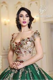 Le 'couscous' est un plat traditionnel préparé avec de la semoule de. Keswa Traditionnelle Tunisien Tunisienne Tunisie 216 Traditionnelle Keswa Traditional Dresses Fashion Dresses Oriental Fashion