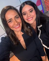 Nadia Galindo (@nadiagalindonews12) • Threads, Say more