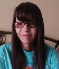 Lori Moreau's Instagram, Twitter & Facebook