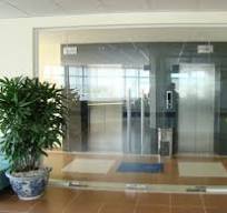 Báo giá cửa kính cường lực 2 cánh bền đẹp mẫu mới