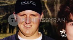 Woman murdered by boyfriend and dumped in a hole in the woods