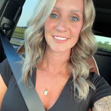 Announcement of sister's passing away