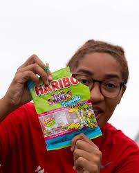 Miles and smiles with the squad! There's no better place to be 😎 📸:  @cltnativeagain #MadMiles #MadMilesRunClub