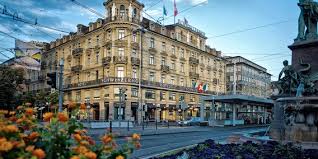 Book hotels quickly and easily. Die 20 Schonsten Hotels In Zurich Ausgewahlt Von Escapio