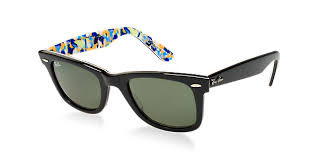 You Can T Go Wrong With The Classic Ray Bans My All Time Favorite Shades But The Paint Splattered Insides Give It A U Sunglasses Store Cute Glasses Ray Bans
