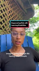 Marta Arguelles's Instagram, Twitter & Facebook