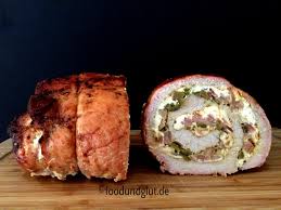 Gefullter Schweinerucken Griechische Art Foodundglut De Schweinerucken Rollbraten Im Backofen Essen