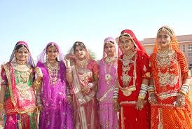 Costumes Of Rajasthan Women S Attire India Clothes Attire Women Traditional Indian Dress