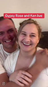 Gypsy Rose Thiught She Had A Bump