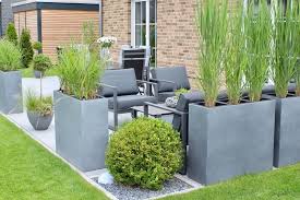 Die Terrasse Von Wohn Emotion Ist Umrandet Mit Unseren Pflanzkubelelemento Wir Finden Es Einfach Toll Gartengestaltung Gartengestaltung Ideen Garten Terrasse