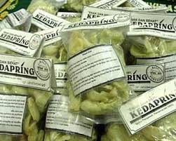 Demikian resep dan cara membuat kripik singkong renyah. Cara Membuat Keripik Dari Singkong Susu Daun Bambu Dan Lainnya Diedit Com