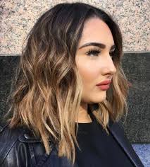 60 Flattering Hairstyles for Round Faces Trending in 2024