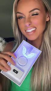 Dentist/Cafe MOC I had the dentist windows and and a Central Perk window  laying around and wanted to use it in my winter village, so I made this  MOC. I love the