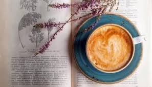 Procuratevi una grolla o una coppa cercate una ricetta valdostana da servire insieme al caffè? Grolla Valdostana Dell Amicizia La Ricetta Originale Del Caffe E Del Vin Brule