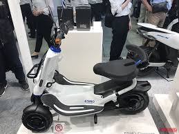 給阿公來1台 超帥電動代步三輪車 honda新概念ev esmo ettoday車雲 ettoday新聞雲 bike stationary bike gym