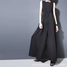 Suspenders for women suspender pants fashion images fashion news fashion women girly outfits preppy style apparel design eminem. 2020 Spring And Summer Women S Suspenders Wide Leg Pants Suspenders Trousers China Trousers And Women Trousers Price Made In China Com