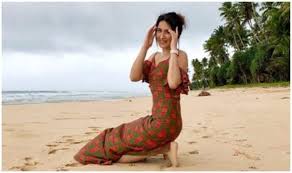 Chak De India Actress Sagarika Ghatge Looks Uber Hot As She Enjoys A Day At The Beach See Pics India Com Sagarika about 2 years ago. chak de india actress sagarika ghatge