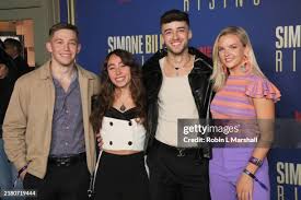 78 Robin Grossman Photos & High Res Pictures