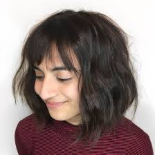 40 Stunning Medium Hairstyles For Round Faces Wispy Bangs Round Face Medium Hair Styles Medium Hairstyles For Round Faces