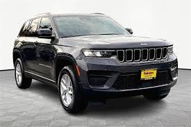 New 2025 Jeep Grand Cherokee Laredo
