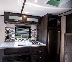 Coleman is one of the renowned brands for manufacturing various outdoor gears. Coleman Lantern Lt 17b Travel Trailer Tour Review Bottles Banter