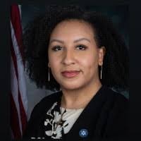 50+ perfiles de «Kelton»