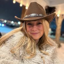 Laurel McCandless (@laurmccandless) • Instagram photos and videos