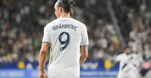 Zlatan ibrahimović ist ohne frage einer der ganz großen fußballer unserer zeit. 36 Jahre Zlatan Ibrahimovic Das Sind Seine Besten Spruche Und Tore