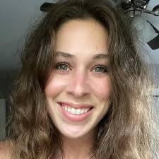 🏡BECKY WITH THE GOOD HAIR! 🏡 Guys follow me along to tour this GORGEOUS  “Becky” model from RCI Builders. Let me tell you-SHE CUTE!! 🏡 She features  4...