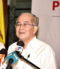 Datuk amar douglas uggah embas, sarawak deputy chief minister. Polisi Nagang Pengelekai Ari Jpbns Mujur Ngurangka Kes Covid 19 Utusan Borneo Online