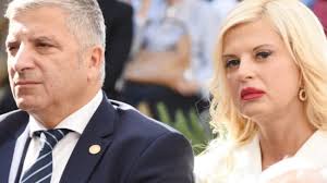 We did not find results for: Marina Patoylh O Giwrgos Patoylhs Efyge Prospernw To Trito Proswpo Zappit