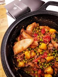 Check spelling or type a new query. Calamari In Umido Con Piselli Patate E Pomodorini Ghisanativa