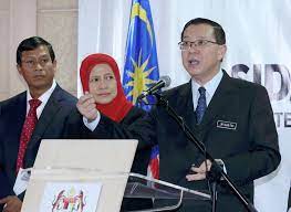 Nikmatilah kesemua inisiatif yang diumumkan oleh kerajaan ini khas untuk anda. 1 2 Juta Penjawat Awam Terima Bantuan Khas Aidilfitri