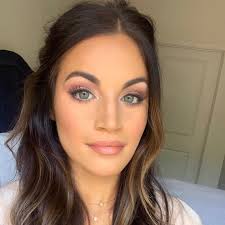 Join Reagan Cunningham for her “Flawless Face” makeup class at 1818 Farms,  Sunday, September 22 from 2:00-5:00pm. Click link below, or in bio, for  more info.....  https://store.1818farms.com/collections/classes/products/makeup-101 . If  you've ever wondered