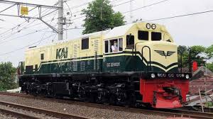 Kereta api deutsche bahn transportasi lokomotif dbag lokomotif listrik rel. Kai Poles Satu Unit Lokomotif Bergaya Kuno Era 1953 1991 Bisnis Tempo Co