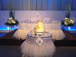 White And Silver Wedding Decor Head Table Www Weddinggirl Ca Head Table Wedding Silver Wedding Decorations White Silver Wedding