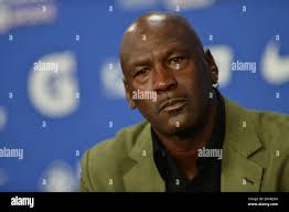 Michael jordan basketball hi-res stock photography and images