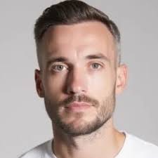 Ed Lawrence (@Ed_FilmBooth)