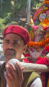 Jai jamlu rishi kulang , dadu rishi prashar, ., ., ., #kullumanali  #godsvalley #valleyofgods #bijlimahadev #himachali #devidevta  #davebhumihimachal #reels #likeforfollow #likeforlikes #following ...